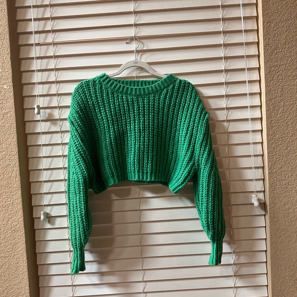 Pink Diamond sweater beautiful